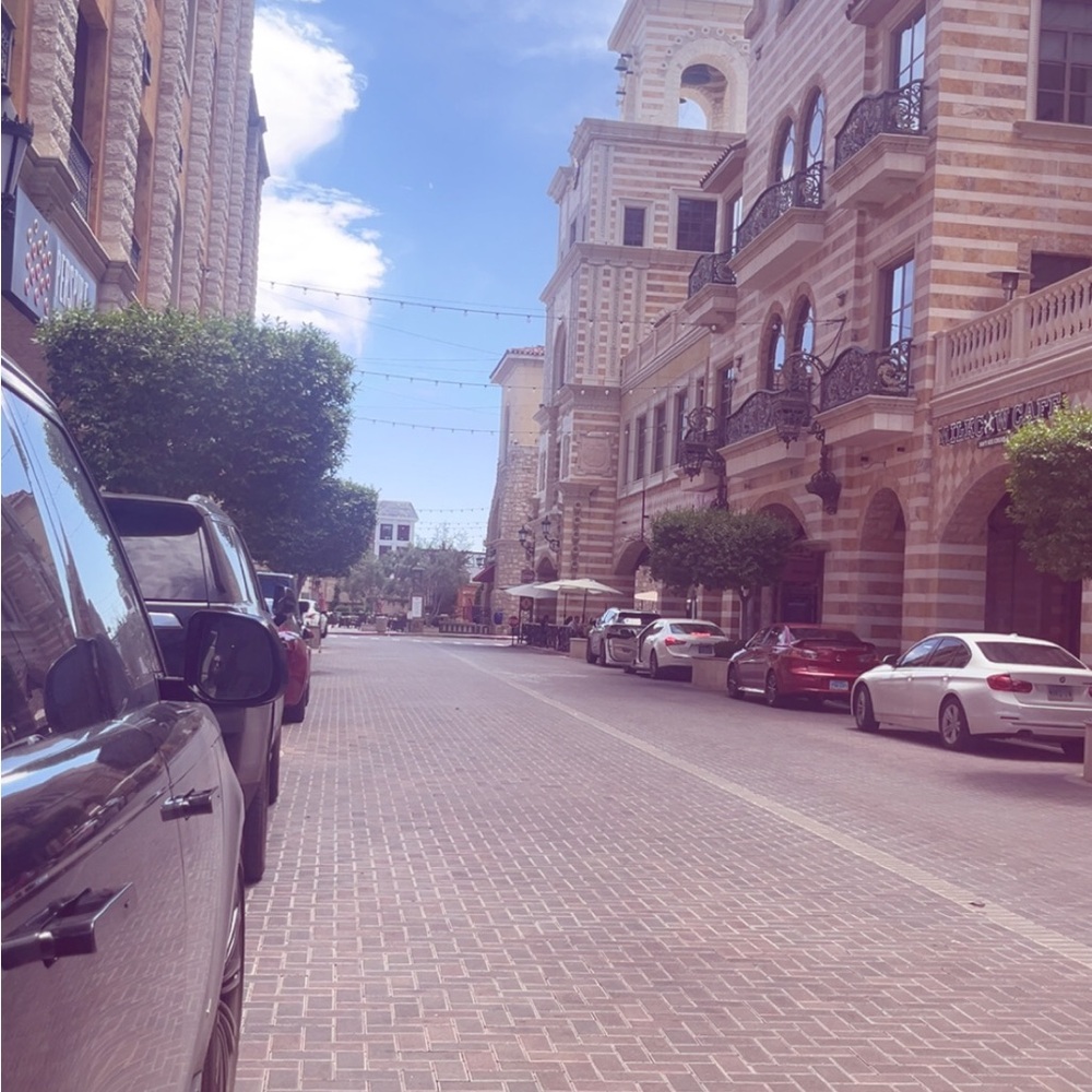 Meet your Posher, Cali